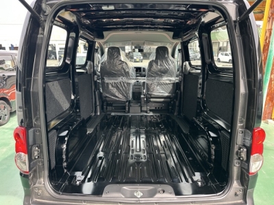 NV200バネットバン(ニッサン)中古車 内外装写真他１