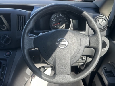 NV200バネットバン(ニッサン)中古車 内外装写真