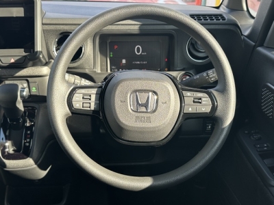 新型N-BOX(ホンダ)届出済未使用車 内外装写真他１