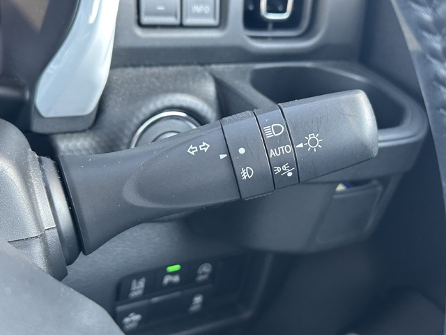 フレアクロスオーバー(マツダ)中古車 18