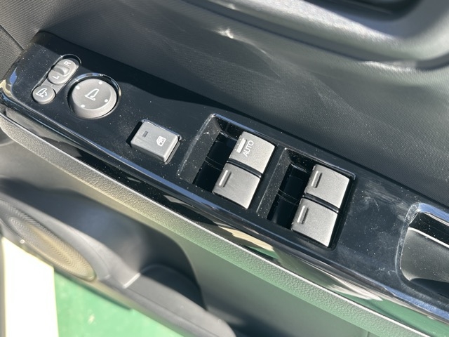 N-ONE(ホンダ)届出済未使用車 12