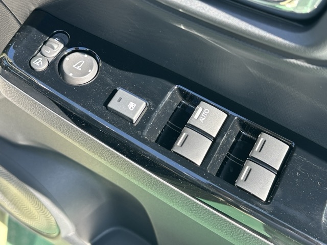 N-ONE(ホンダ)届出済未使用車 12