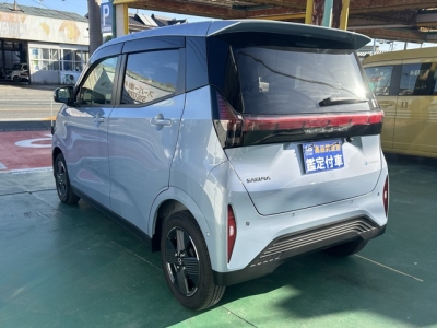 サクラ(ニッサン)中古車 後方