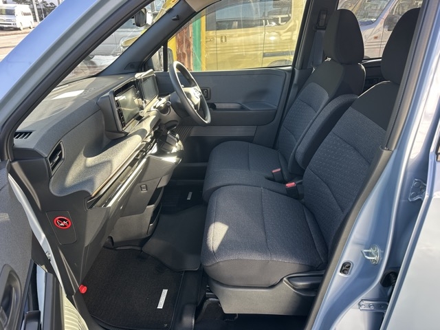 サクラ(ニッサン)中古車 3