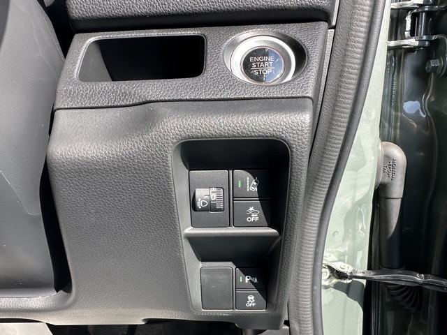 N-VAN(ホンダ)届出済未使用車 15