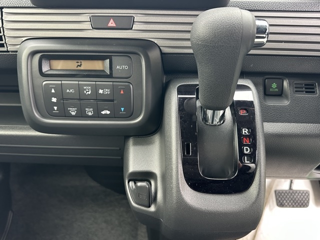 N-VAN(ホンダ)届出済未使用車 19