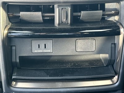 ヴェルファイアハイブリッド(トヨタ)中古車 内外装写真他