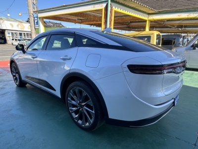 クラウンクロスオーバー(トヨタ)中古車 後方