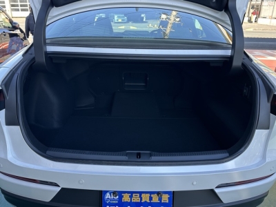 クラウンクロスオーバー(トヨタ)中古車 内外装写真他１