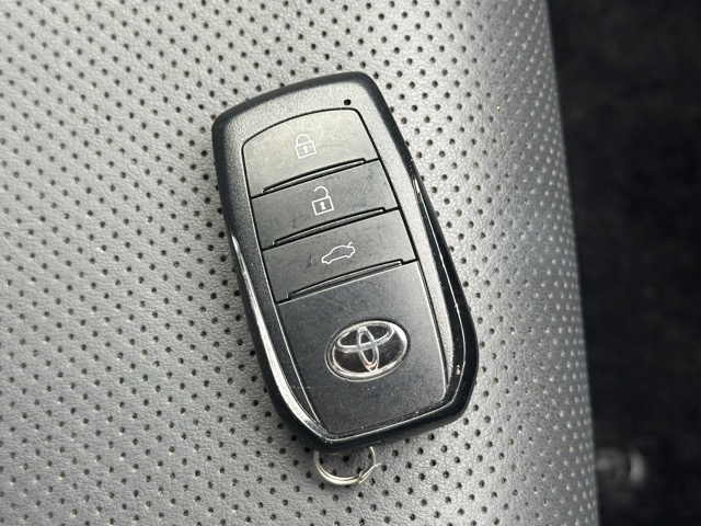 クラウン(トヨタ)中古車 28