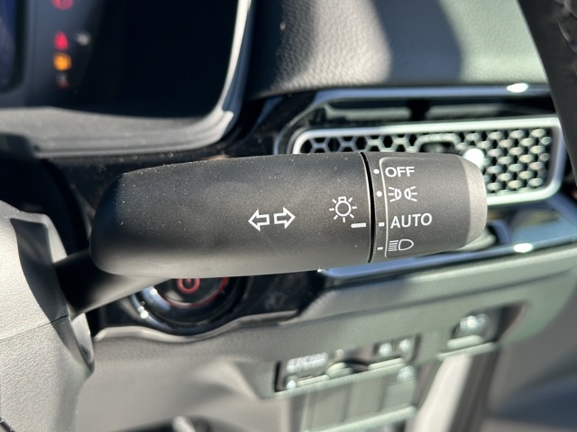 シビック(ホンダ)登録済未使用車 15