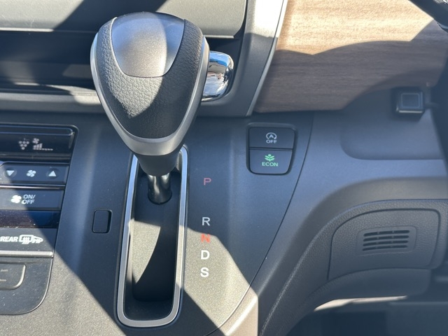 フリード(ホンダ)中古車 25