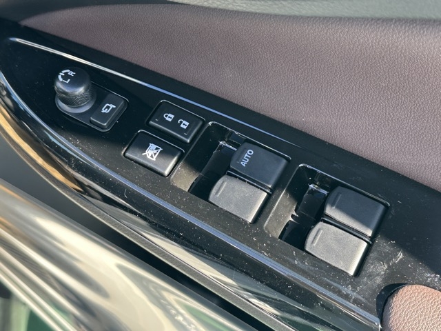 フロンクス(スズキ)登録済未使用車 13