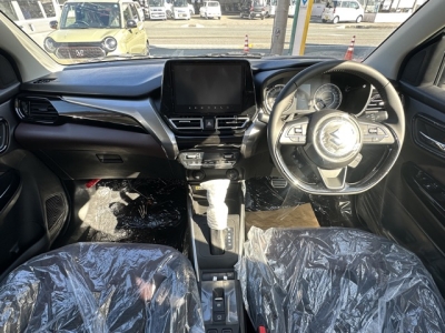 フロンクス(スズキ)登録済未使用車 後席から見た前席