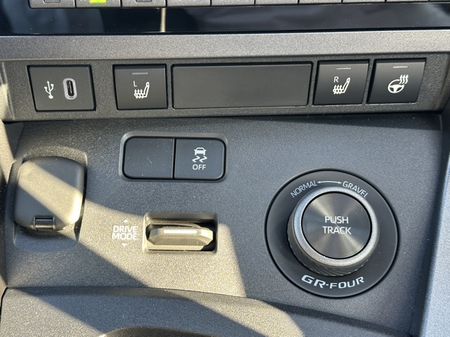 GRヤリス(トヨタ)中古車 24