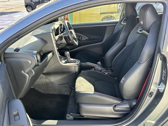 GRヤリス(トヨタ)中古車 3