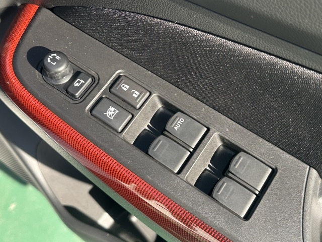 スイフト(スズキ)中古車 11