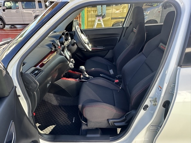 スイフト(スズキ)中古車 3
