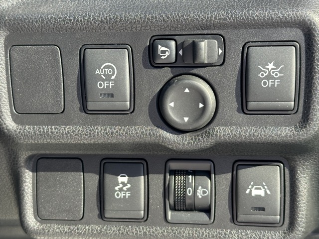 ノート(ニッサン)中古車 15