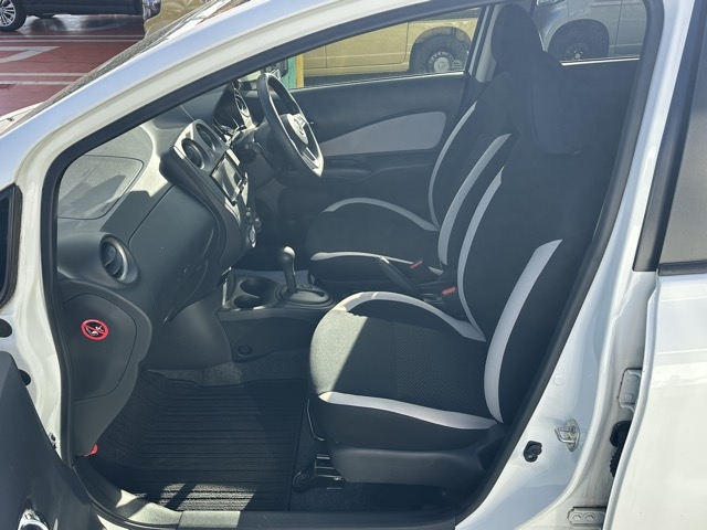 ノート(ニッサン)中古車 3
