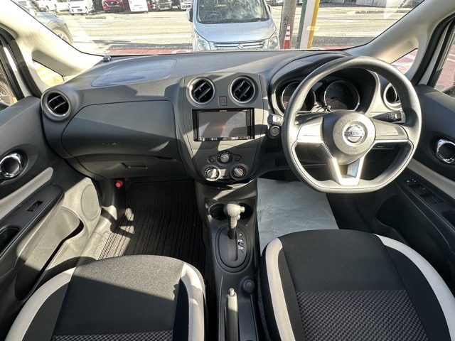 ノート(ニッサン)中古車 5