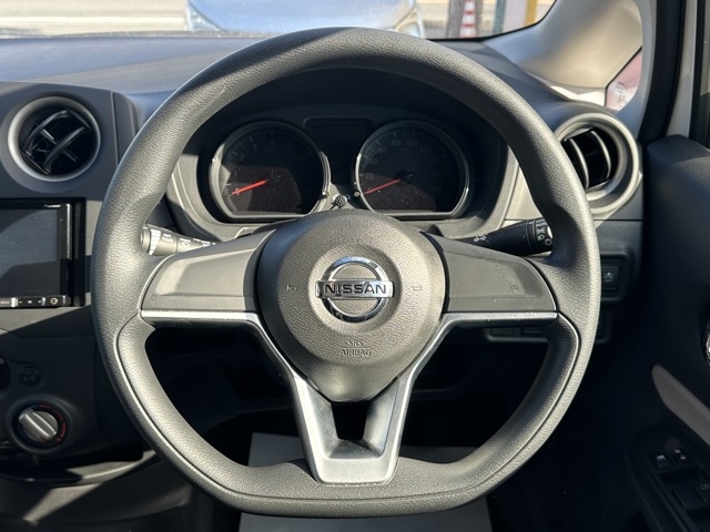 ノート(ニッサン)中古車 6