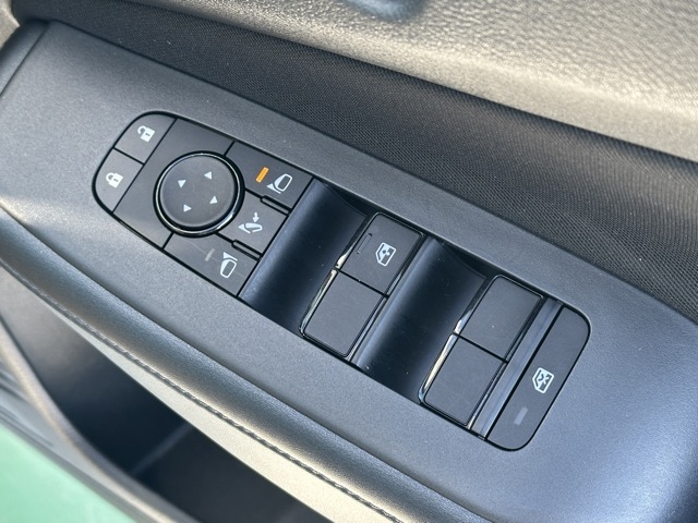 ノート(ニッサン)中古車 11