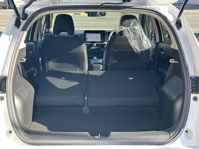 ノート(ニッサン)中古車 8