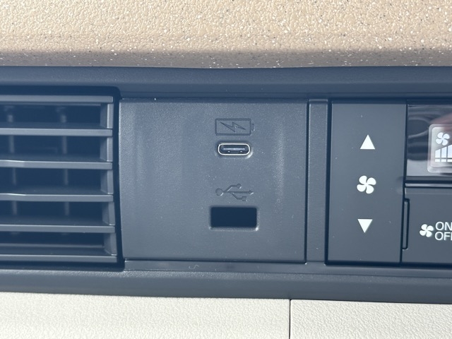 N-BOX(ホンダ)届出済未使用車 22