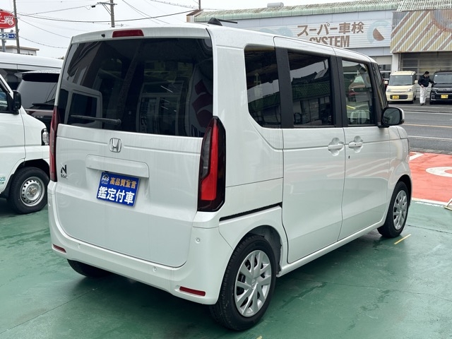 N-BOX(ホンダ)届出済未使用車 11