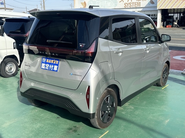 サクラ(ニッサン)中古車 9