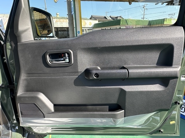 ジムニーノマド(スズキ)届出済未使用車 12