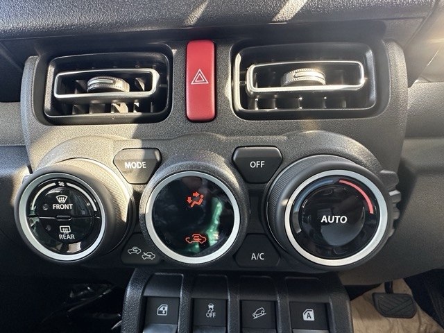 ジムニーノマド(スズキ)届出済未使用車 17