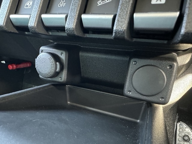 ジムニーノマド(スズキ)届出済未使用車 19