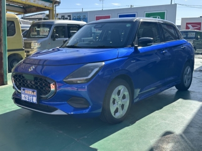 新型スイフト(スズキ)中古車 前方