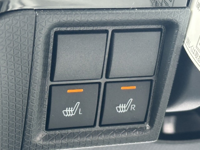 タント(ダイハツ)中古車 18