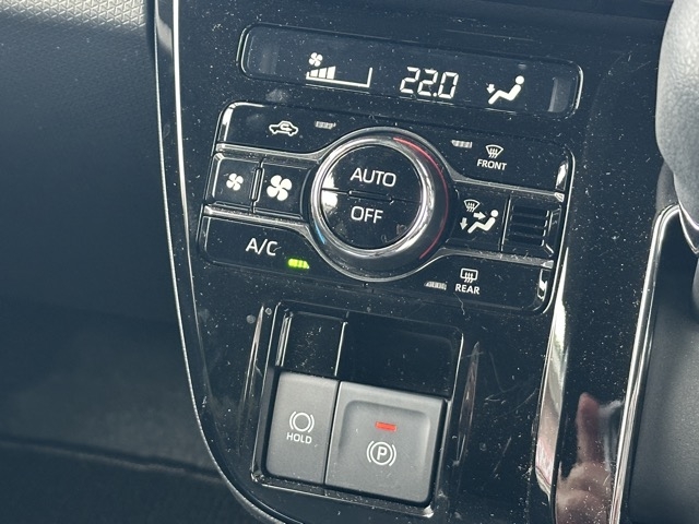 タント(ダイハツ)中古車 23