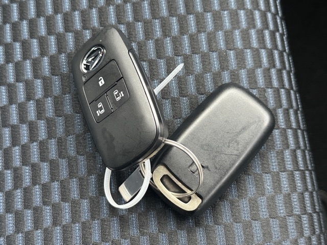 タント(ダイハツ)中古車 27