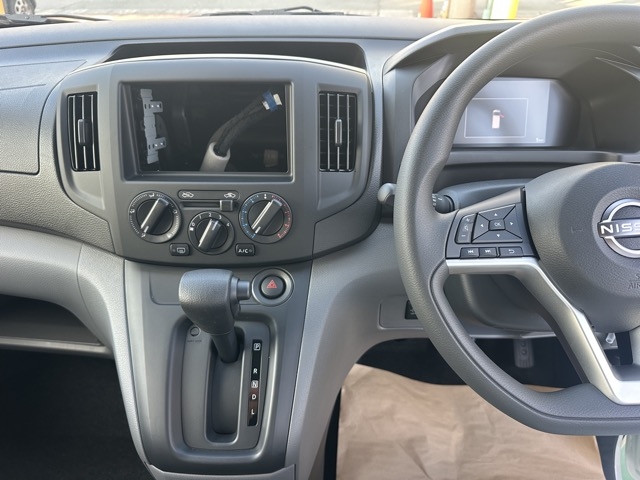 バネット(ニッサン)登録済未使用車 14