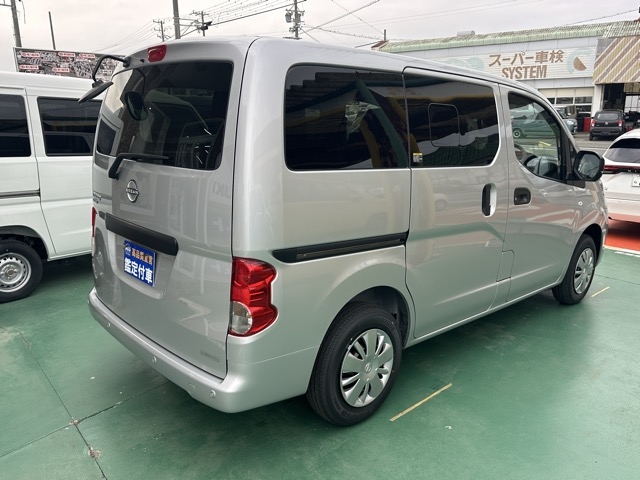 バネット(ニッサン)登録済未使用車 9