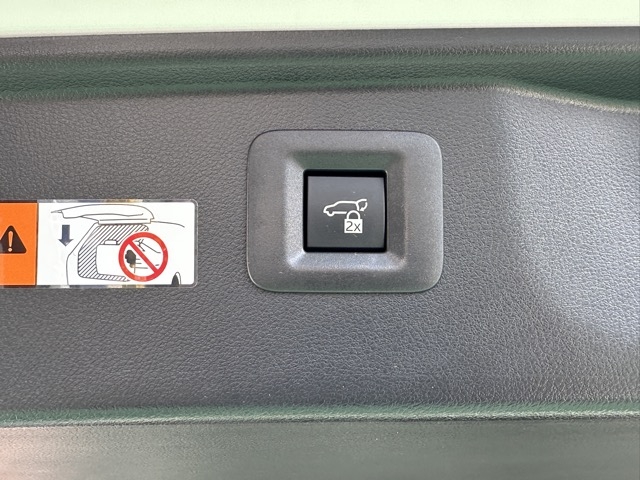 ヴェルファイア(トヨタ)中古車 12