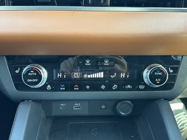 アウトランダー(三菱)中古車 17