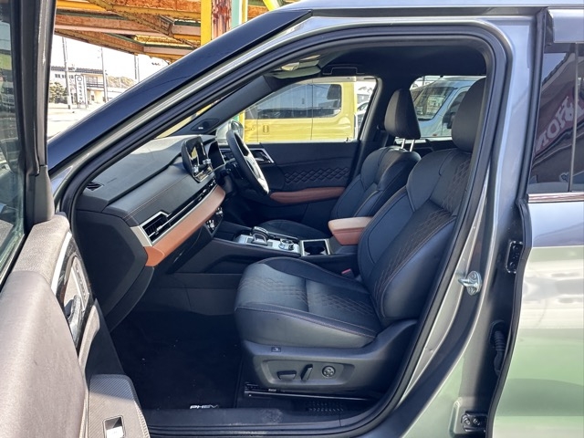 アウトランダー(三菱)中古車 3