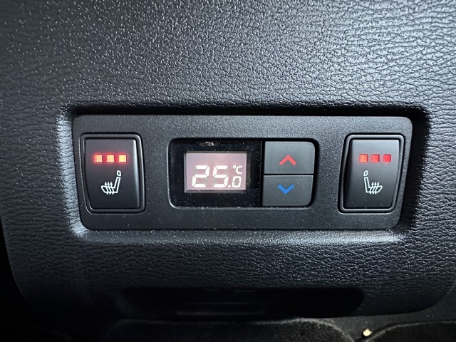 アウトランダー(三菱)中古車 7