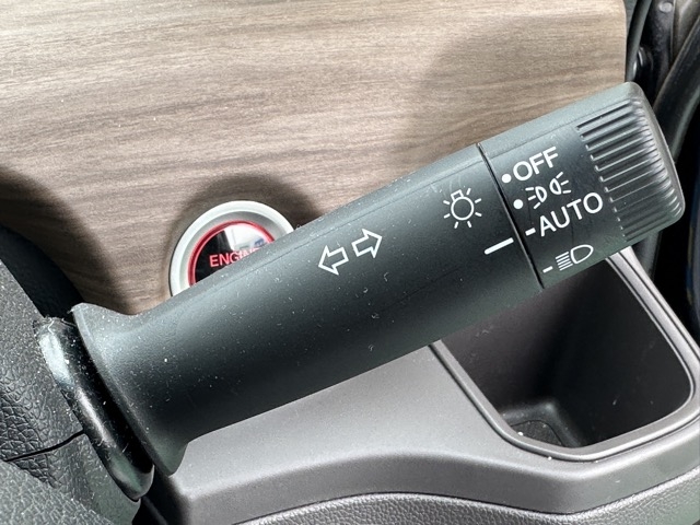 フリード(ホンダ)中古車 16