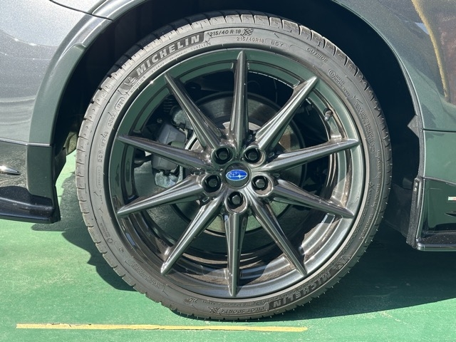 BRZ(スバル)中古車 9