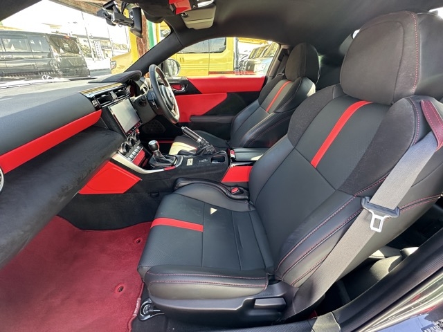 BRZ(スバル)中古車 3