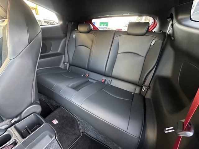 GRヤリス(トヨタ)中古車 4