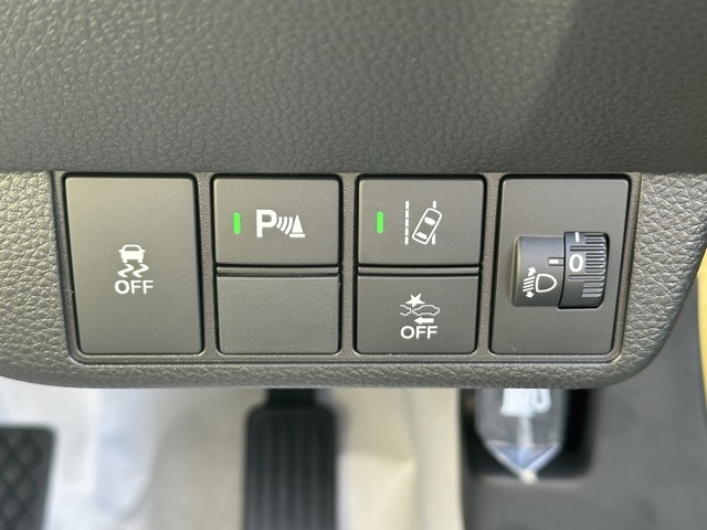 N-ONE(ホンダ)届出済未使用車 14