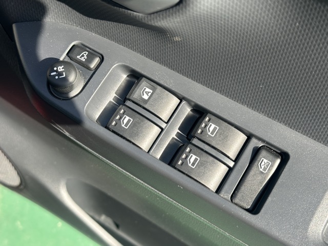 ミライース(ダイハツ)中古車 11